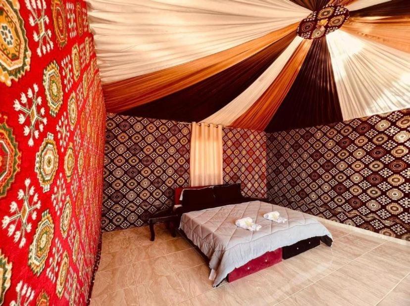 Wadi Rum Bedouin City Camp & Tours Room photo
